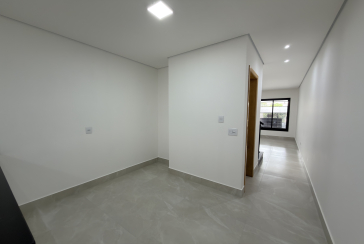 Sobrado novo à venda no Bairro do Parque Maria Domitila na Rua Edvard de Vita Godoy 252