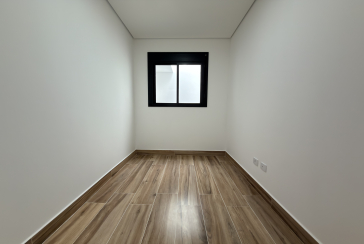 Sobrado novo à venda no Bairro do Parque Maria Domitila na Rua Edvard de Vita Godoy 252