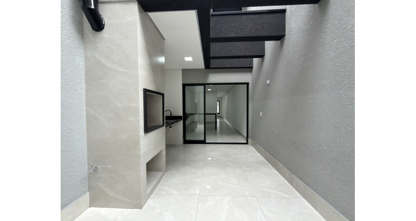 Sobrado novo à venda no Bairro do Parque Maria Domitila na Rua Edvard de Vita Godoy 252