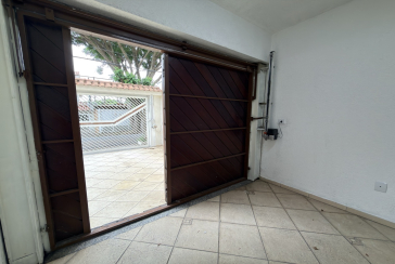 Sobrado à venda no Bairro do Jardim Santo Elias na Rua Benedito da Fonseca Rondon. 