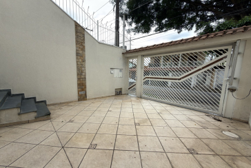 Sobrado à venda no Bairro do Jardim Santo Elias na Rua Benedito da Fonseca Rondon. 