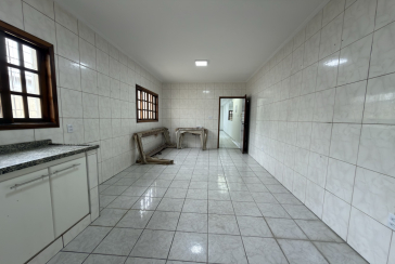 Sobrado à venda no Bairro do Jardim Santo Elias na Rua Benedito da Fonseca Rondon. 