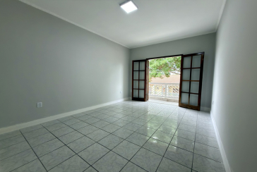 Sobrado à venda no Bairro do Jardim Santo Elias na Rua Benedito da Fonseca Rondon. 