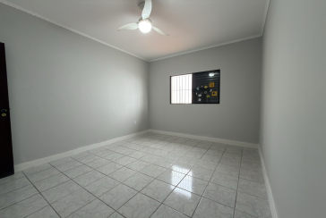 Sobrado à venda no Bairro do Jardim Santo Elias na Rua Benedito da Fonseca Rondon. 