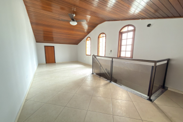 Sobrado à venda no Bairro do Jardim Santo Elias na Rua Benedito da Fonseca Rondon. 