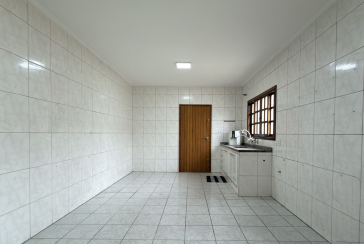 Sobrado à venda no Bairro do Jardim Santo Elias na Rua Benedito da Fonseca Rondon. 