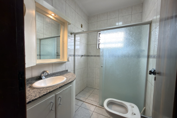 Sobrado à venda no Bairro do Jardim Santo Elias na Rua Benedito da Fonseca Rondon. 