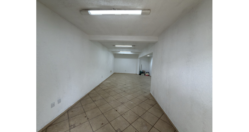 Sobrado à venda no Bairro do Jardim Santo Elias na Rua Benedito da Fonseca Rondon. 