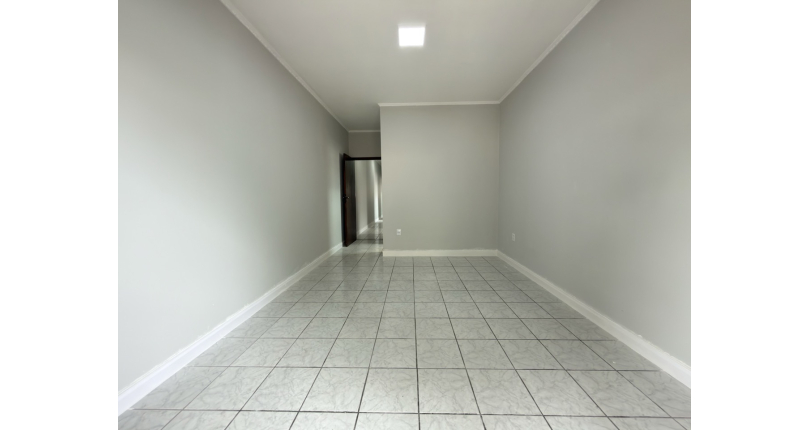 Sobrado à venda no Bairro do Jardim Santo Elias na Rua Benedito da Fonseca Rondon. 