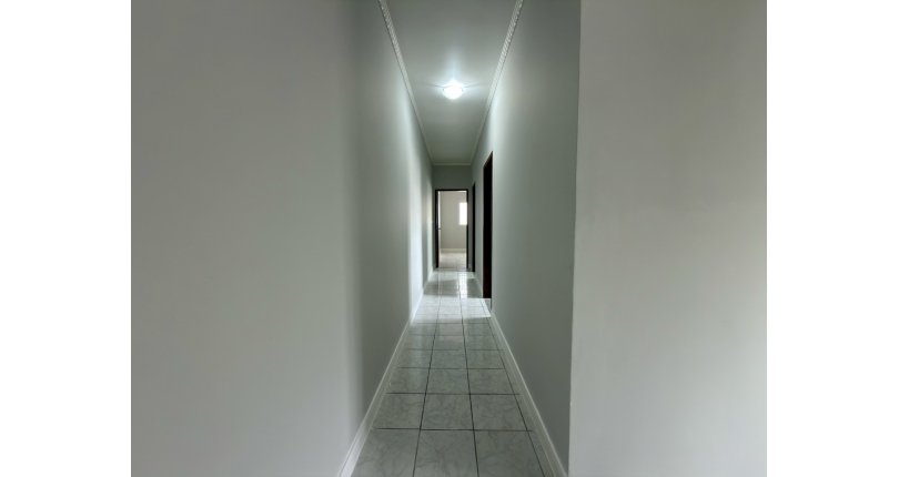 Sobrado à venda no Bairro do Jardim Santo Elias na Rua Benedito da Fonseca Rondon. 