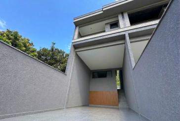 Sobrado novo à venda no Bairro da Chácara Jaraguá na Rua Rio Grande da Serra