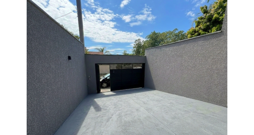 Sobrado novo à venda no Bairro da Chácara Jaraguá na Rua Rio Grande da Serra