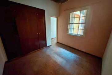 Casa Térrea à venda no Bairro do Parque São Domingos na Rua Professor José Maria Calazans Nogueira