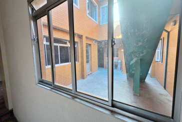 Casa Térrea à venda no Bairro do Parque São Domingos na Rua Professor José Maria Calazans Nogueira