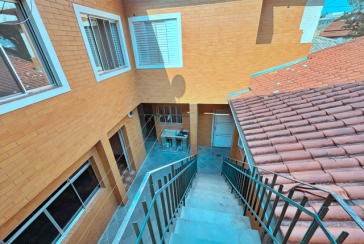 Casa Térrea à venda no Bairro do Parque São Domingos na Rua Professor José Maria Calazans Nogueira