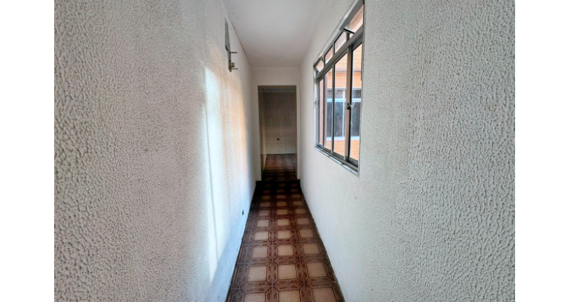 Casa Térrea à venda no Bairro do Parque São Domingos na Rua Professor José Maria Calazans Nogueira