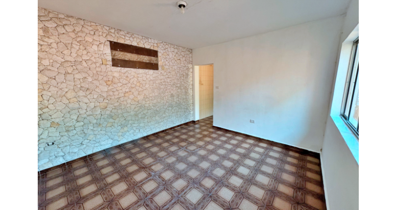 Casa Térrea à venda no Bairro do Parque São Domingos na Rua Professor José Maria Calazans Nogueira