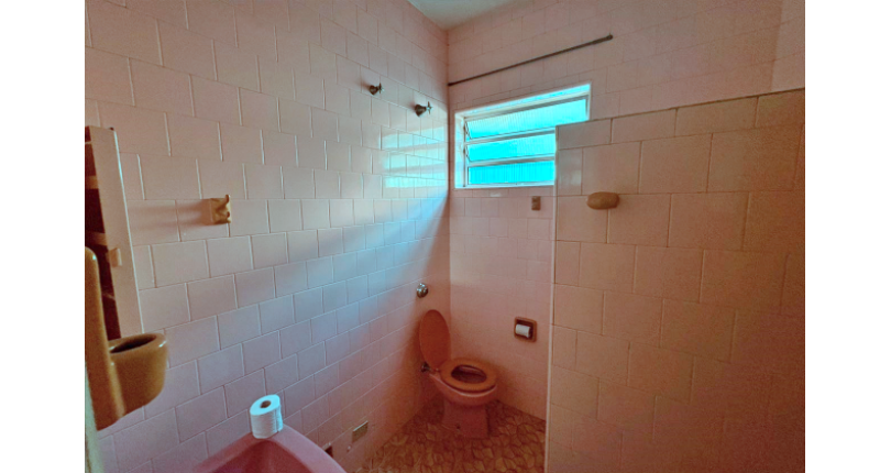 Casa Térrea à venda no Bairro do Parque São Domingos na Rua Professor José Maria Calazans Nogueira