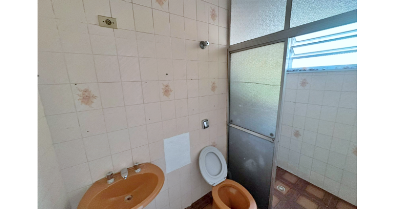 Casa Térrea à venda no Bairro do Parque São Domingos na Rua Professor José Maria Calazans Nogueira