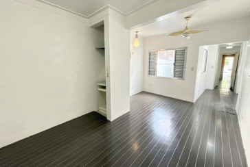 Sobrado à venda no Bairro do Parque Maria Domitila na Rua Manuel de Oliveira Rocha