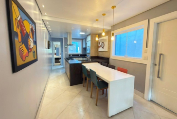 Sobrado à venda no Bairro do Parque Maria Domitila na Rua Manuel de Oliveira Rocha