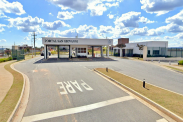 Linda Casa à venda em Itatiba no Residencial Fazenda Santa Rosa - Fase 1 na Avenida Carmelo Scarparo