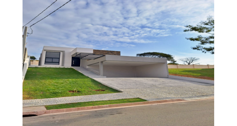 Linda Casa à venda em Itatiba no Residencial Fazenda Santa Rosa - Fase 1 na Avenida Carmelo Scarparo
