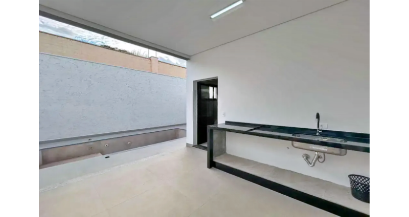 Linda Casa à venda em Itatiba no Residencial Fazenda Santa Rosa - Fase 1 na Avenida Carmelo Scarparo