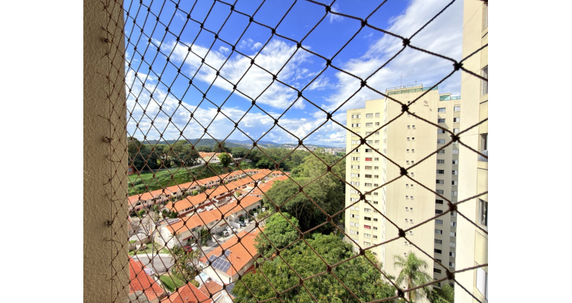 Apartamento à venda no Bairro do Jardim Regina na Avenida Agenor Couto de Magalhães 222,