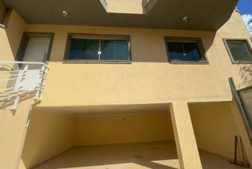  Sobrado à venda no Bairro do Jardim São Ricardo na Rua Emílio Vendrell,