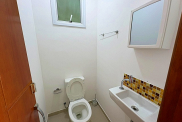  Sobrado à venda no Bairro do Jardim São Ricardo na Rua Emílio Vendrell,