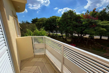  Sobrado à venda no Bairro do Jardim São Ricardo na Rua Emílio Vendrell,