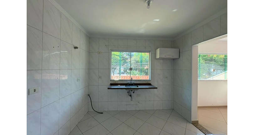  Sobrado à venda no Bairro do Jardim São Ricardo na Rua Emílio Vendrell,