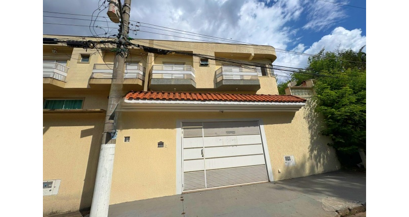  Sobrado à venda no Bairro do Jardim São Ricardo na Rua Emílio Vendrell,