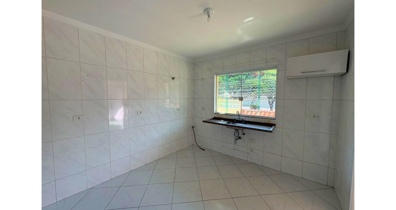  Sobrado à venda no Bairro do Jardim São Ricardo na Rua Emílio Vendrell,