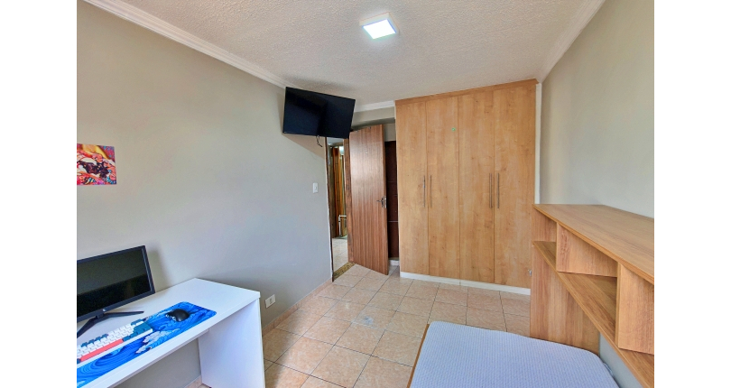 Apartamento Cobertura à venda no Bairro da Vila Regina na Rua Doutor Luís La Scala Júnior 174