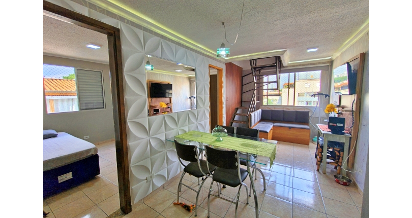 Apartamento Cobertura à venda no Bairro da Vila Regina na Rua Doutor Luís La Scala Júnior 174