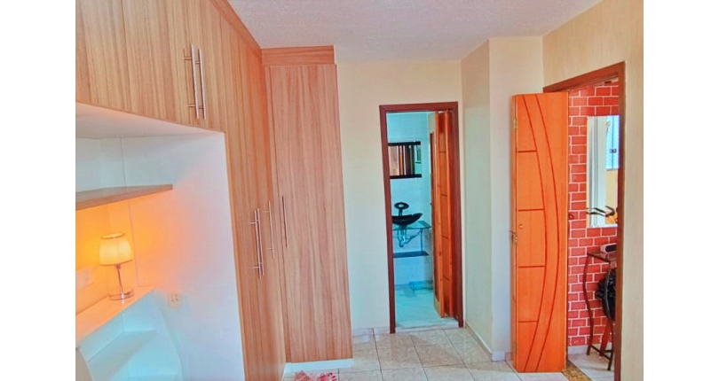 Apartamento Cobertura à venda no Bairro da Vila Regina na Rua Doutor Luís La Scala Júnior 174