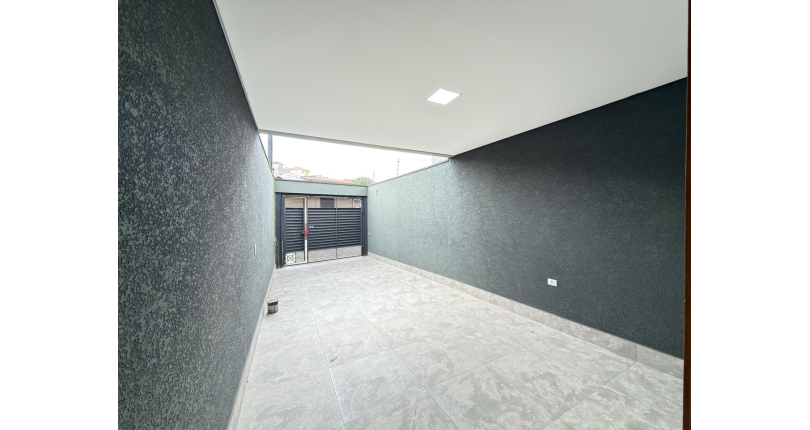 Sobrado novo com conceito aberto à venda no Bairro do Parque São Domingos na Avenida Joaquim de Magalhães 155