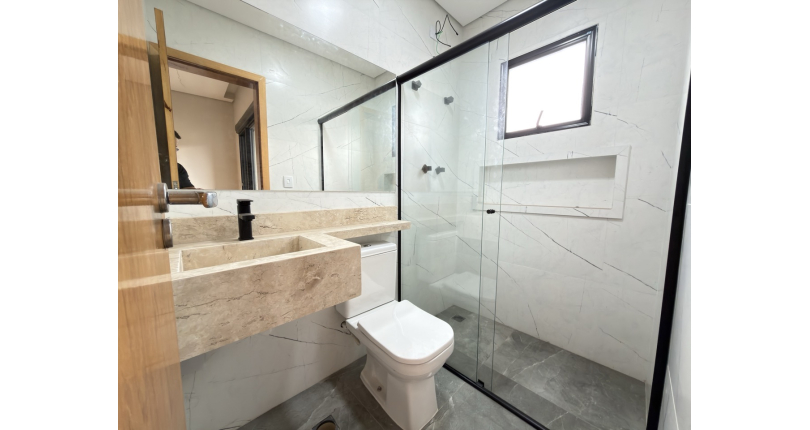 Sobrado novo com conceito aberto à venda no Bairro do Parque São Domingos na Avenida Joaquim de Magalhães 155