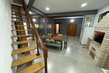 Casa assobradada à venda no Bairro da Vila Primavera na Rua Clara Parente