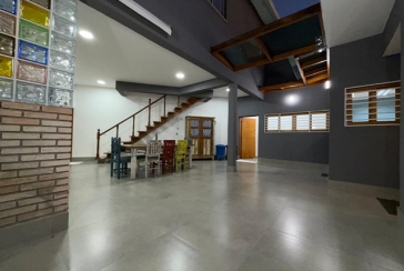 Casa assobradada à venda no Bairro da Vila Primavera na Rua Clara Parente