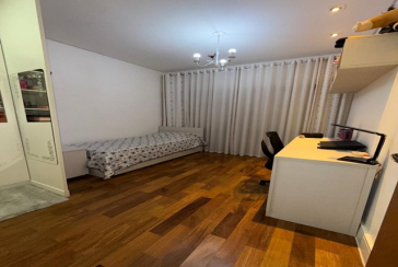 Casa assobradada à venda no Bairro da Vila Primavera na Rua Clara Parente