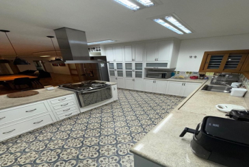 Casa assobradada à venda no Bairro da Vila Primavera na Rua Clara Parente