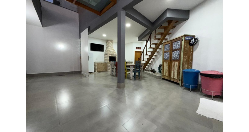 Casa assobradada à venda no Bairro da Vila Primavera na Rua Clara Parente