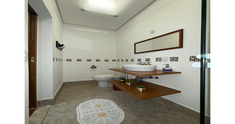 Casa assobradada à venda no Bairro da Vila Primavera na Rua Clara Parente