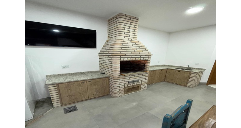 Casa assobradada à venda no Bairro da Vila Primavera na Rua Clara Parente