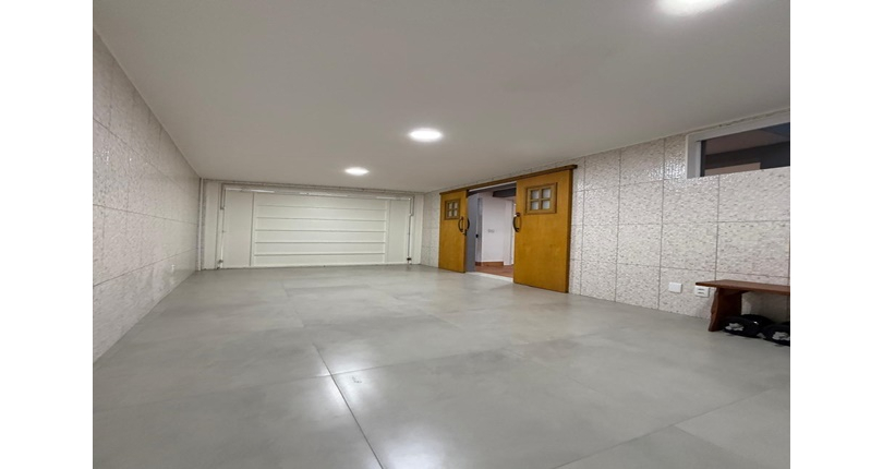 Casa assobradada à venda no Bairro da Vila Primavera na Rua Clara Parente