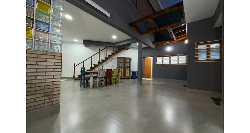 Casa assobradada à venda no Bairro da Vila Primavera na Rua Clara Parente