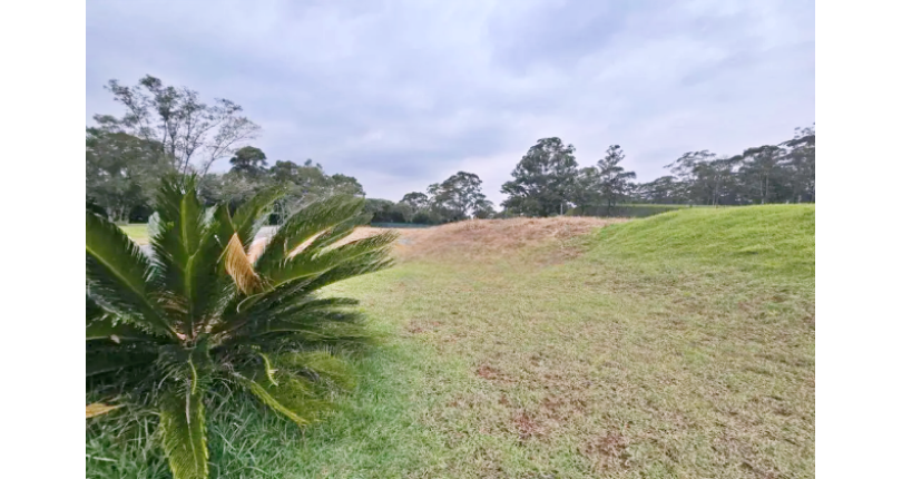 Terreno à venda no Bairro do Jardim Regina na Rua Canela Guaicá